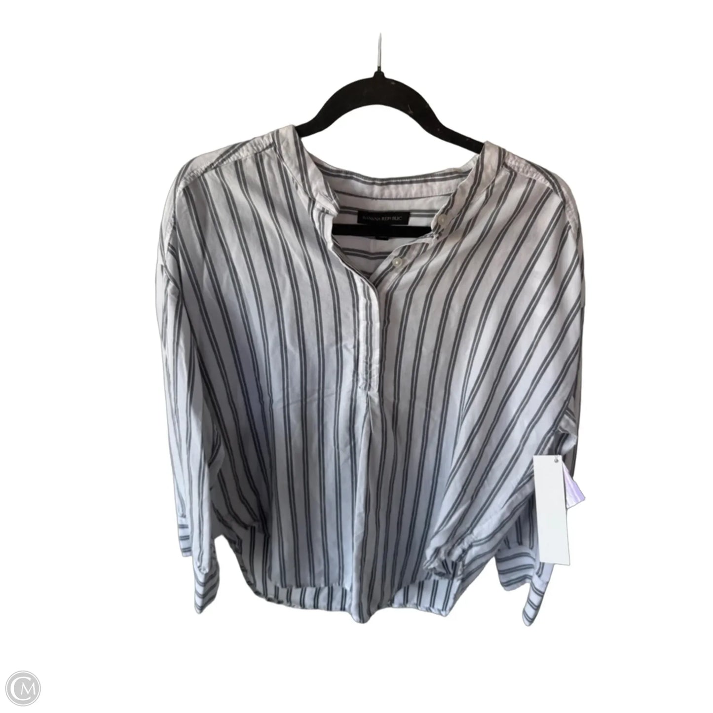 Tunic Long Sleeve By Banana Republic In Grey & White, Size: M