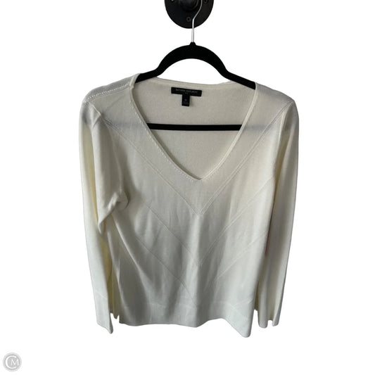 Sweater By Banana Republic In Cream, Size: M