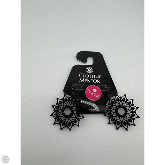 Earrings Dangle/drop By Clothes Mentor