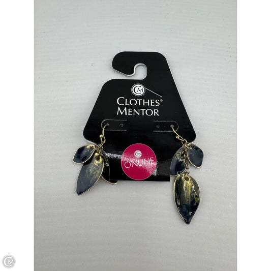 Earrings Dangle/drop By Clothes Mentor