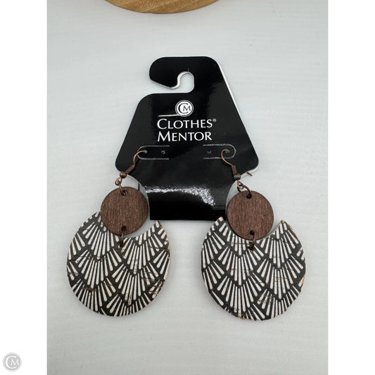 Earrings Dangle/drop By Cmc