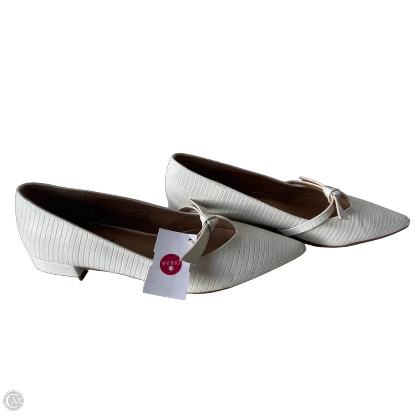 Shoes Flats By Journee In White, Size: 8.5