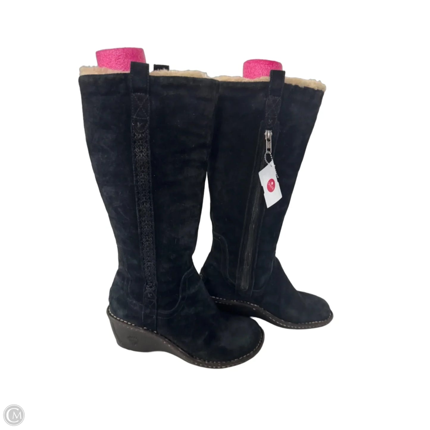 Boots Designer By Ugg In Black, Size: 7