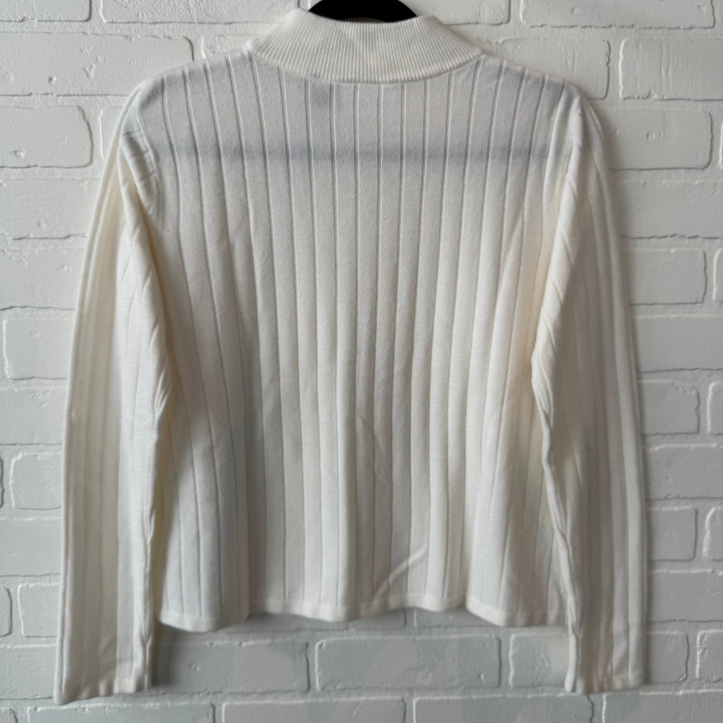 Sweater By Croft And Barrow In Cream, Size: L