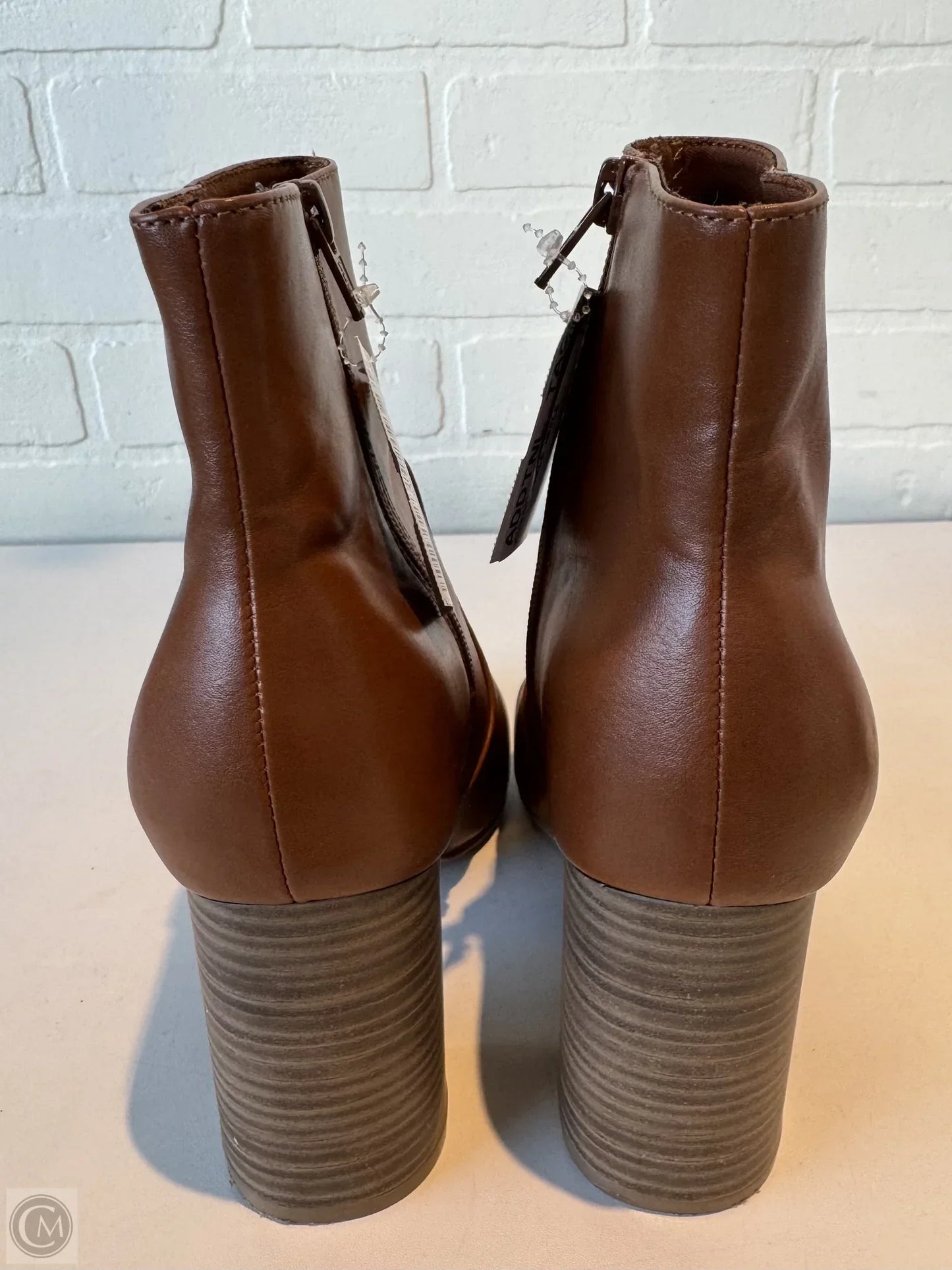 Boots Ankle Heels By Old Navy In Brown, Size: 7