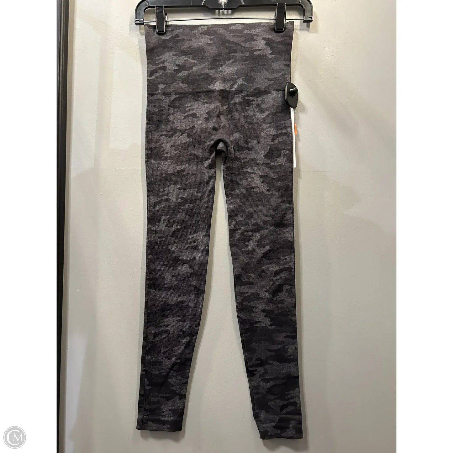 Athletic Leggings By Spanx In Camouflage Print, Size: 4
