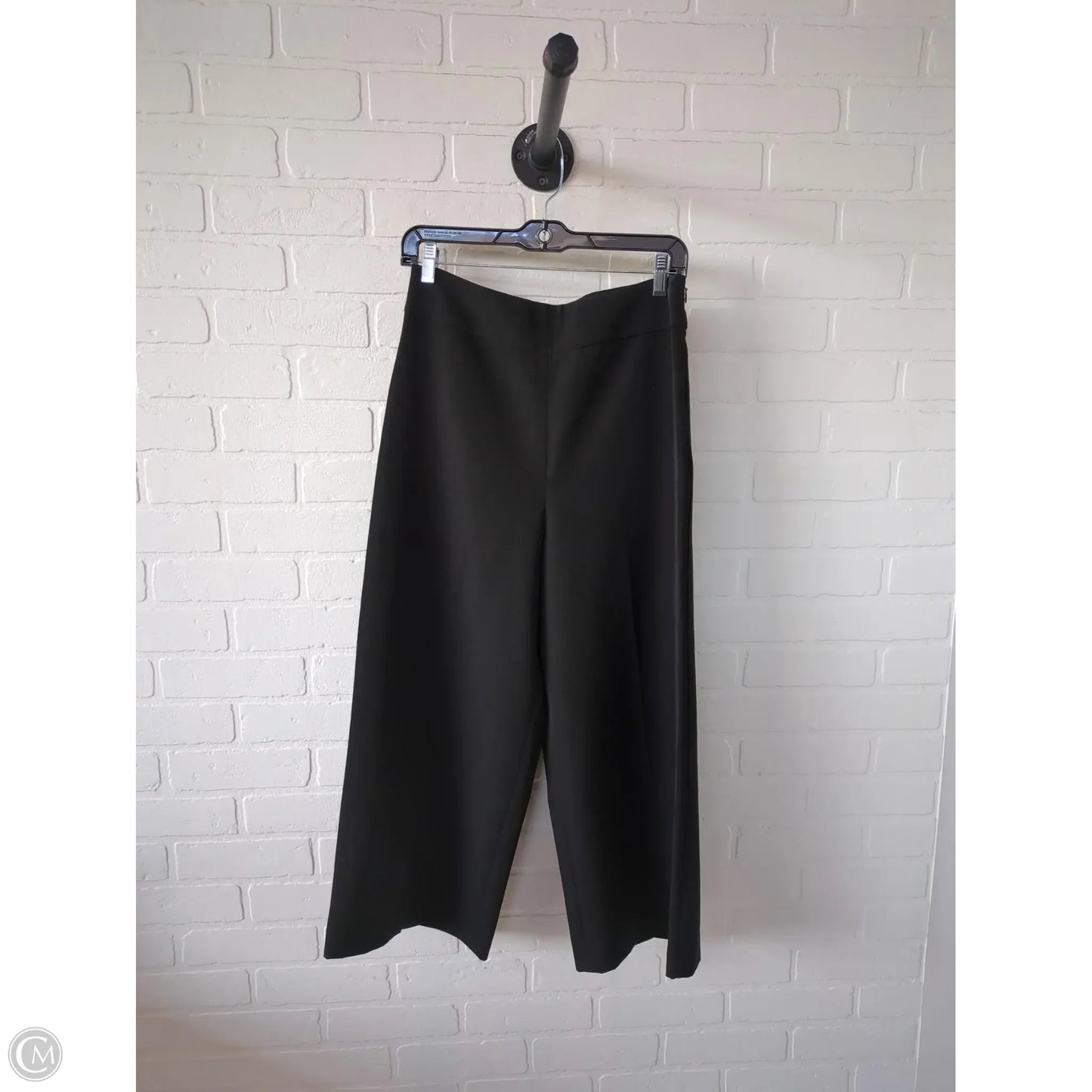 Pants Cropped By Express In Black, Size: 8