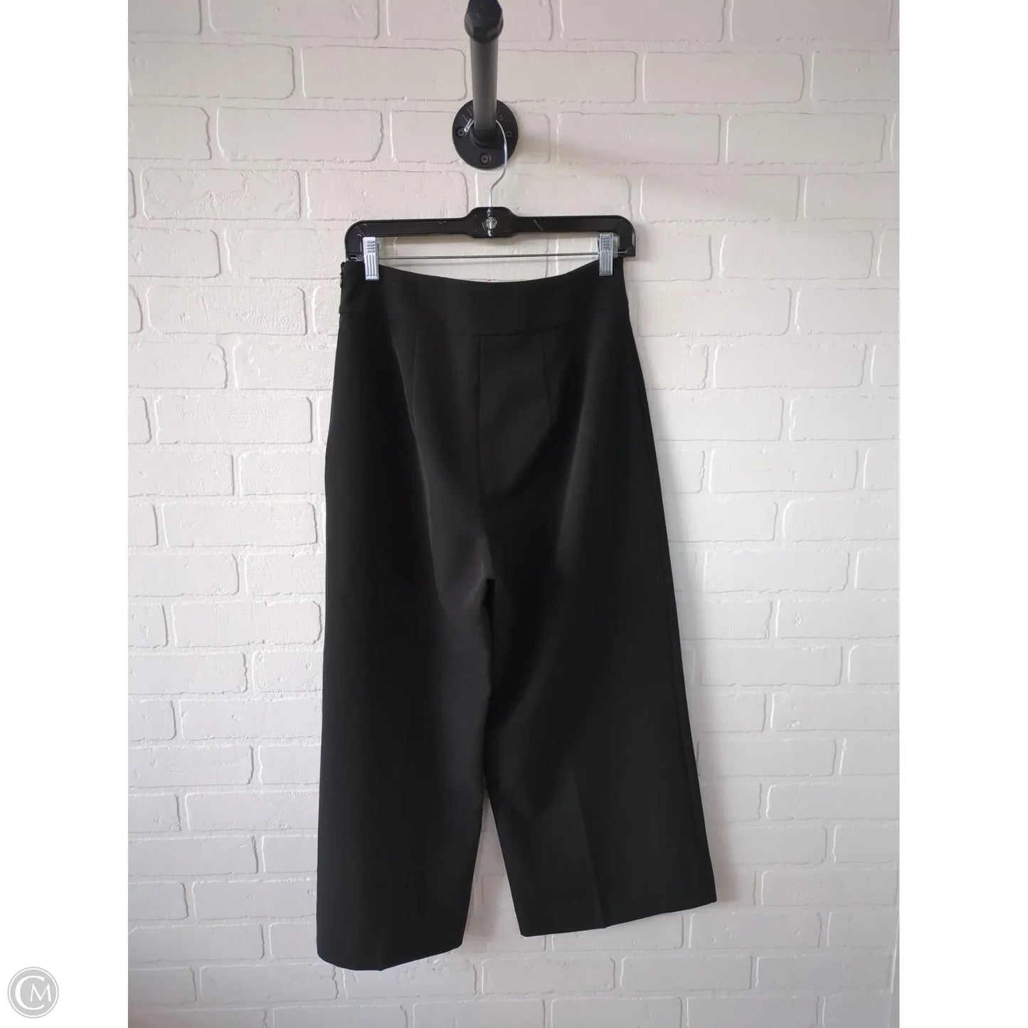 Pants Cropped By Express In Black, Size: 8