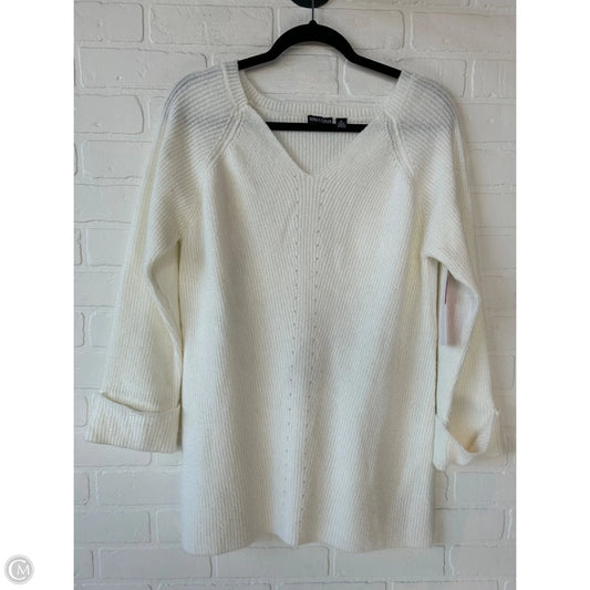 Sweater By Nina Leonard In White, Size: M