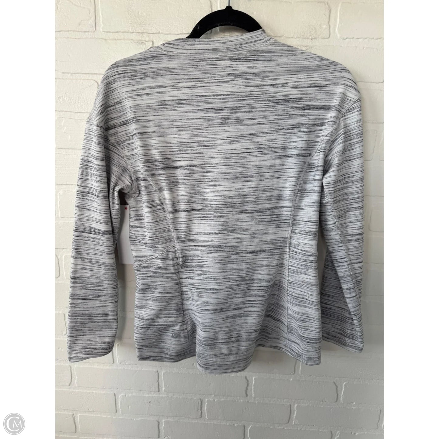 Athletic Top Long Sleeve Crewneck By Lululemon In Grey & White, Size: M