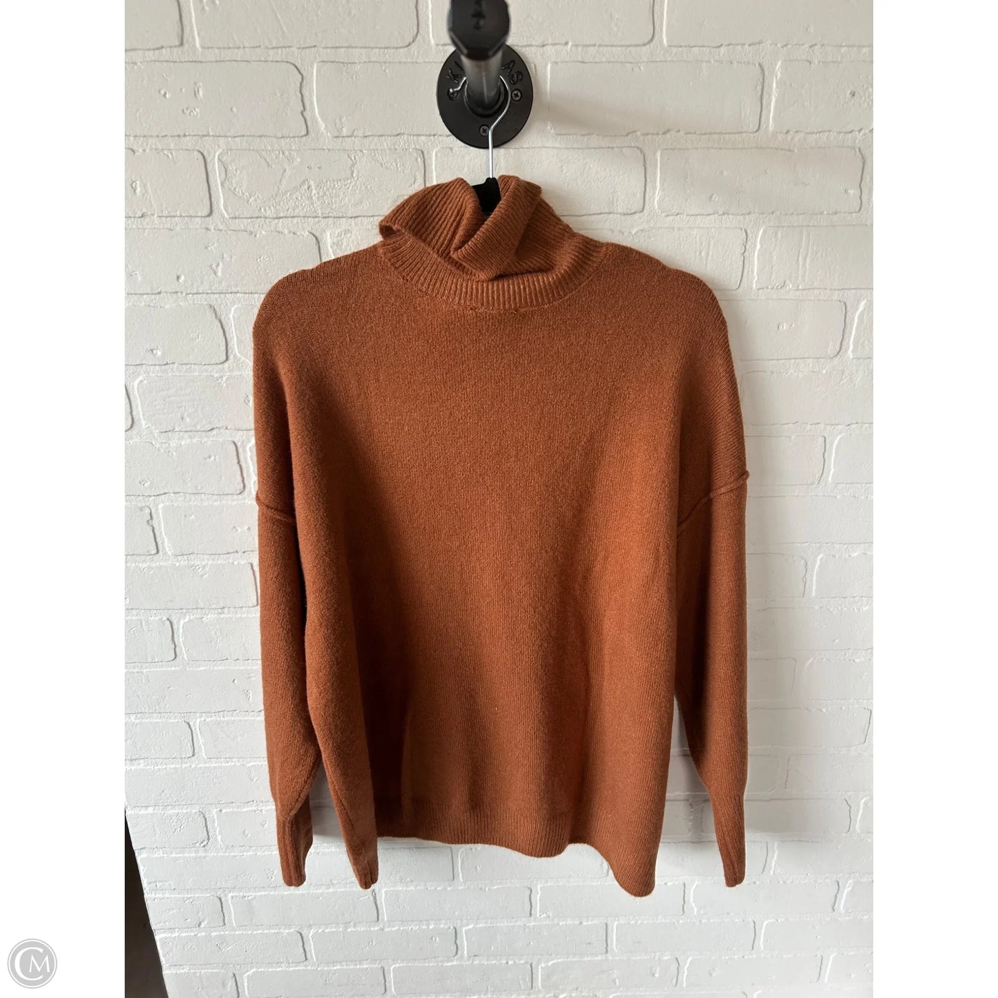 Sweater By Vince Camuto In Brown, Size: L