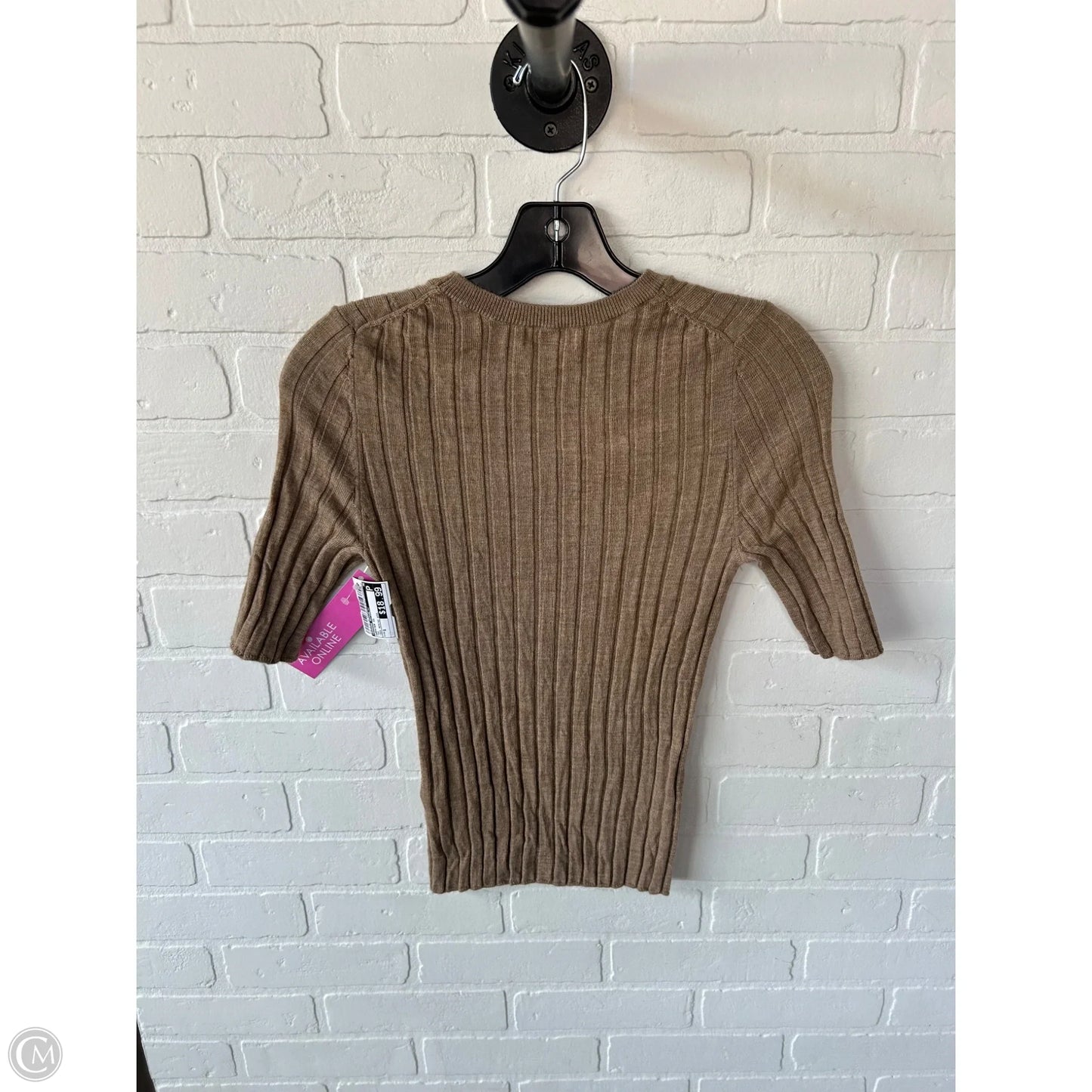 Sweater Short Sleeve By Banana Republic In Tan, Size: S