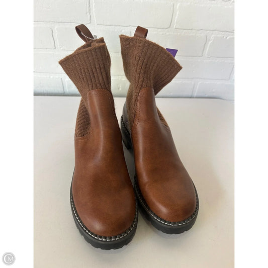 Boots Ankle Flats By Universal Thread In Brown, Size: 8.5