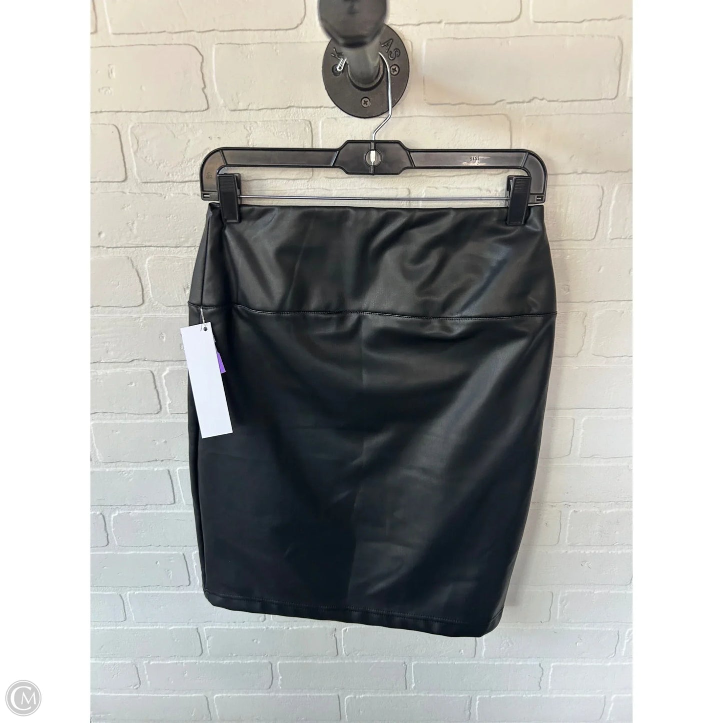 Skirt Midi By Clothes Mentor In Black, Size: 8