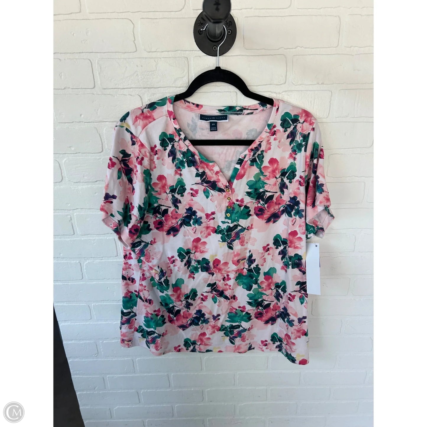 Top Short Sleeve By Karen Scott In Green & Pink, Size: 2x