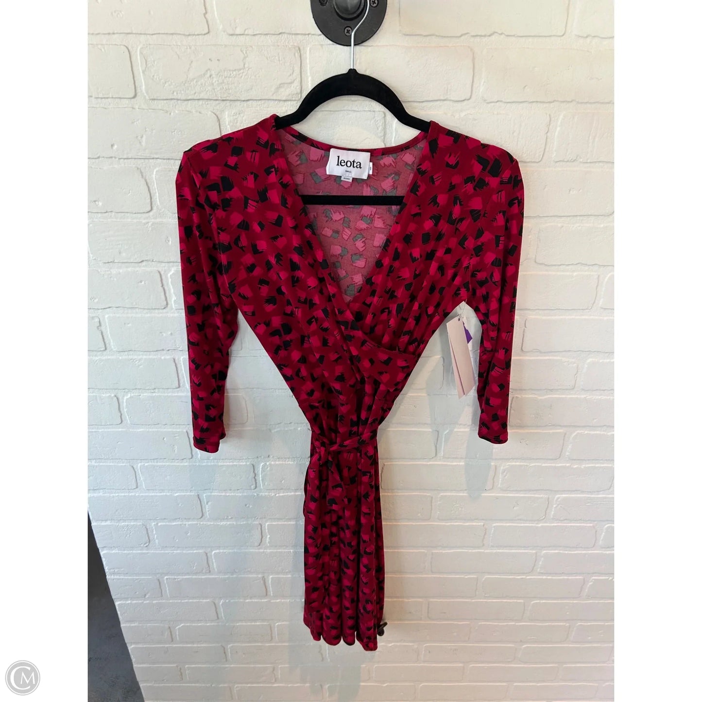 Dress Casual Short By Leota In Black & Red, Size: Sp