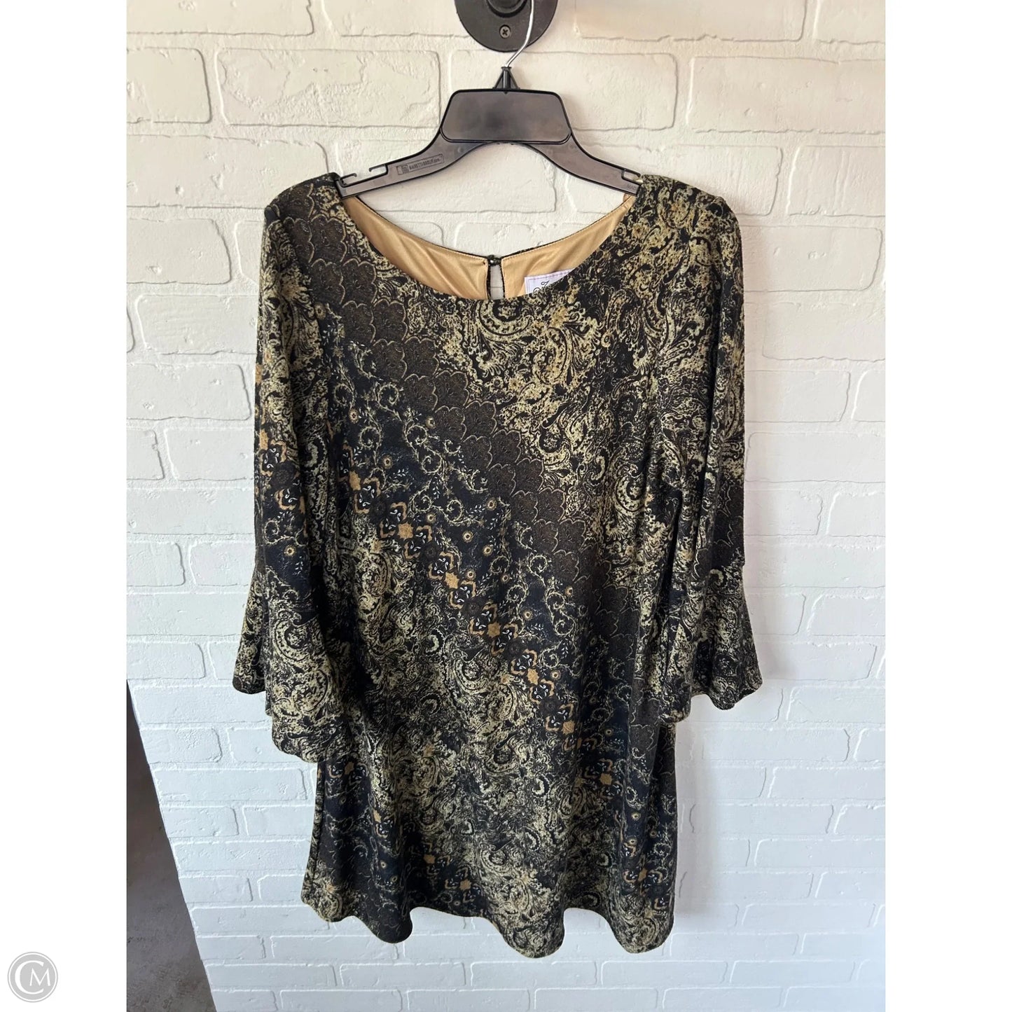 Dress Casual Short By Clothes Mentor In Brown & Gold, Size: Xl