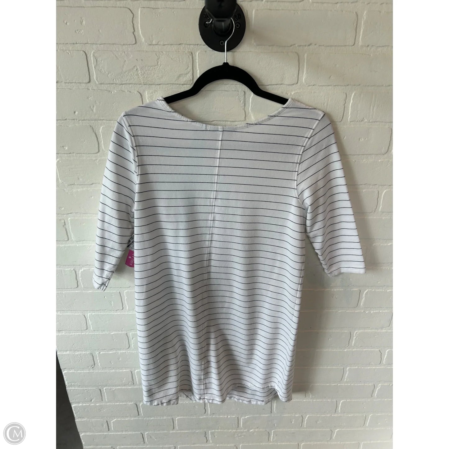 Dress Casual Short By Clothes Mentor In Blue & White, Size: S