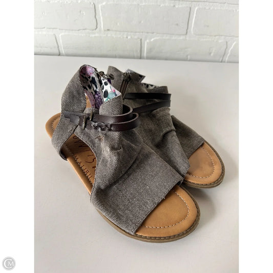 Sandals Flats By Blowfish In Grey & Tan, Size: 7.5