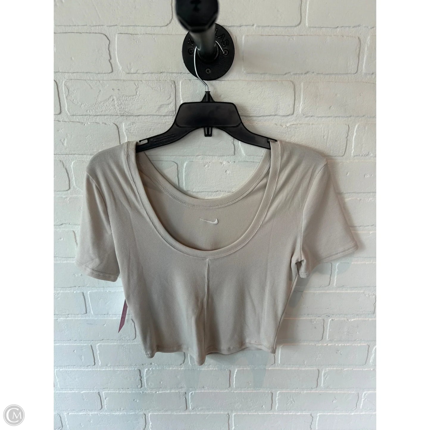 Athletic Top Short Sleeve By Nike In Tan, Size: S