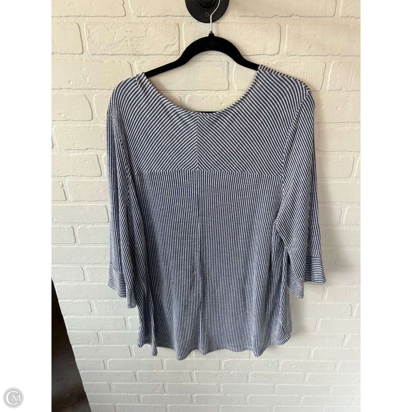 Top Long Sleeve By W5 In Blue & White, Size: 3x