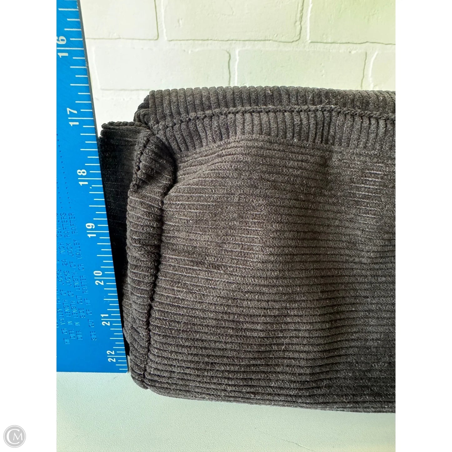 Tote By Clothes Mentor, Size: Medium