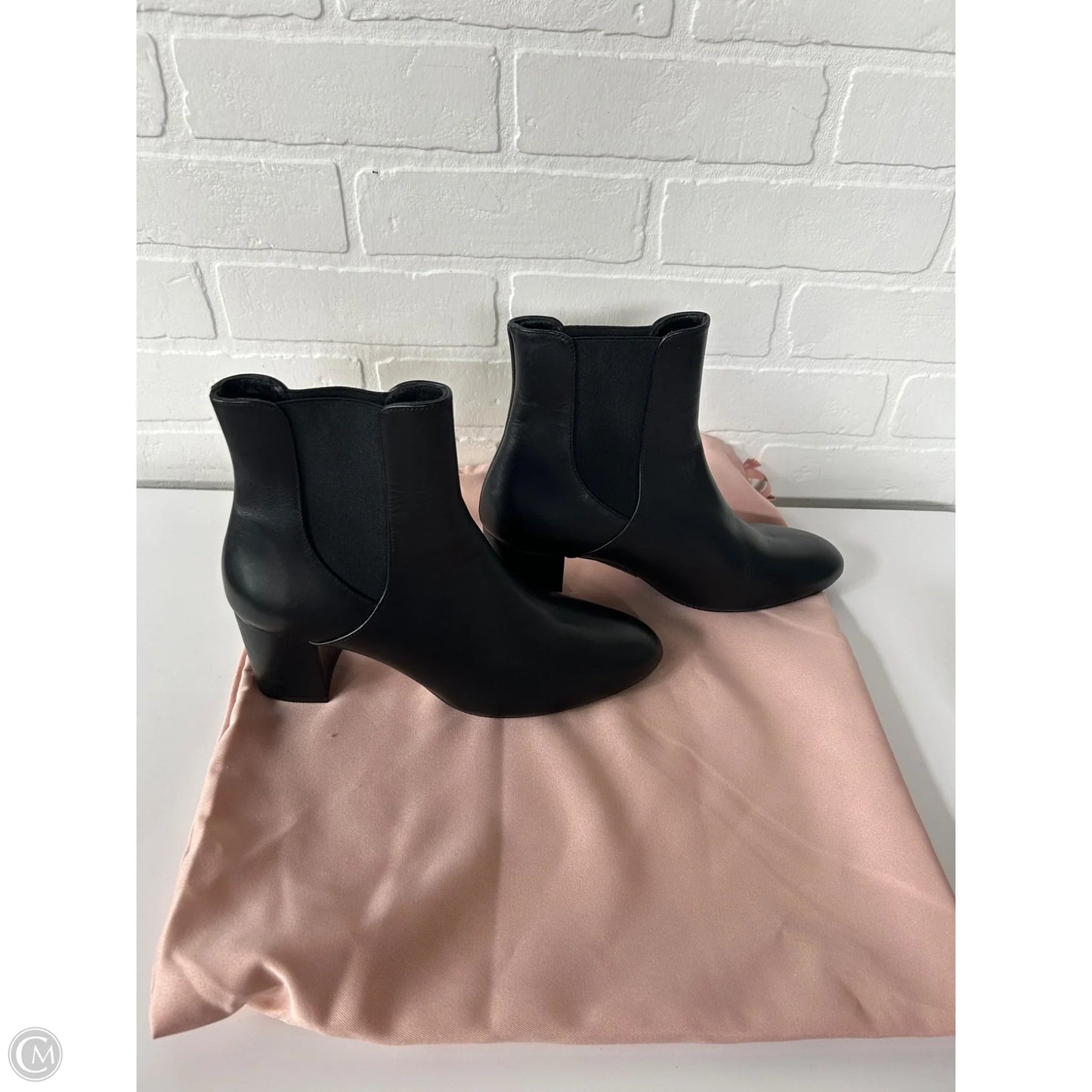 Boots Designer By Stuart Weitzman In Black, Size: 8