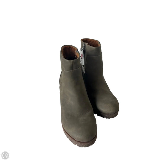 Boots Ankle Heels By Korks In Green, Size: 10