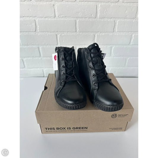 Boots Ankle Flats By Clarks In Black, Size: 7
