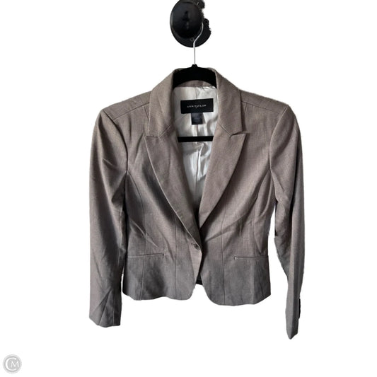 Blazer By Ann Taylor In Tan, Size: Xs