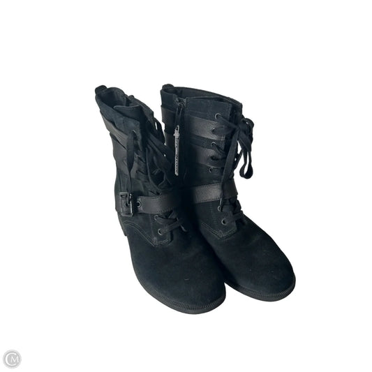 Boots Designer By Ugg In Black, Size: 8