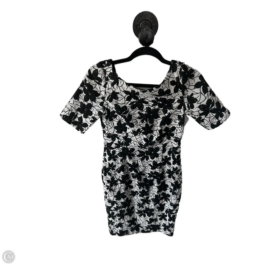 Dress Work By Calvin Klein In Black & White, Size: S