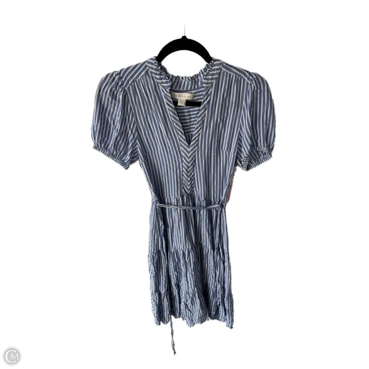 Dress Casual Short By Monteau In Blue & White, Size: S