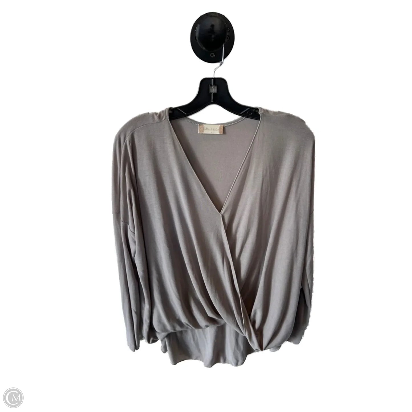 Top Long Sleeve By Altard State In Grey, Size: L
