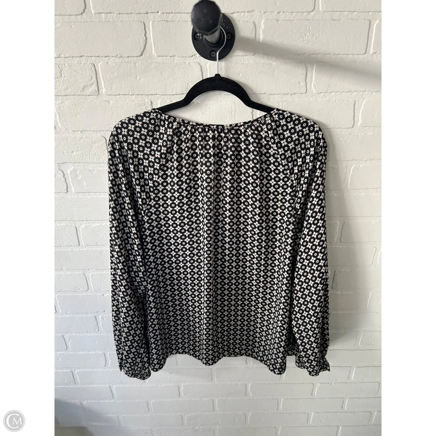 Top Long Sleeve By Loft In Black & White, Size: M