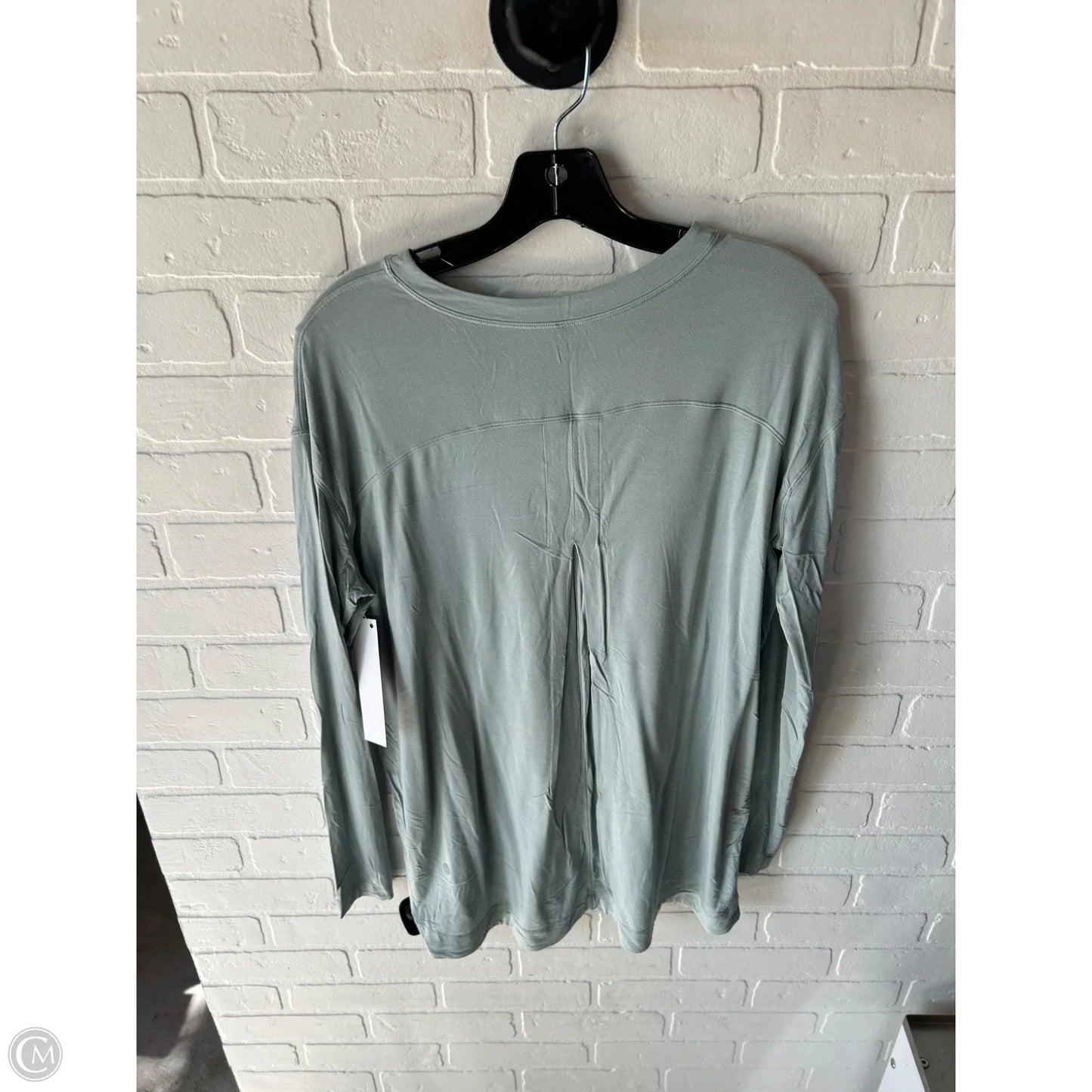 Athletic Top Long Sleeve Crewneck By Lululemon In Green, Size: M