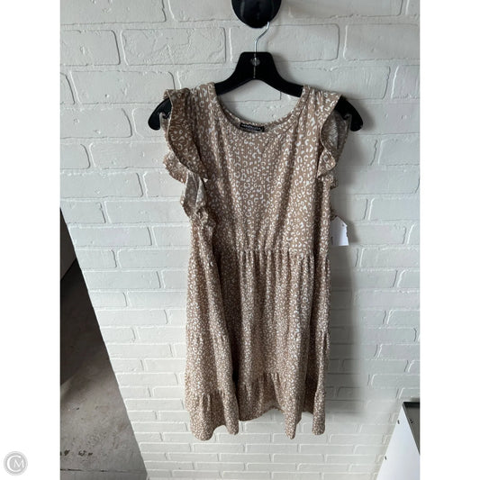 Dress Casual Short By Heimish Usa In Tan & White, Size: 1x