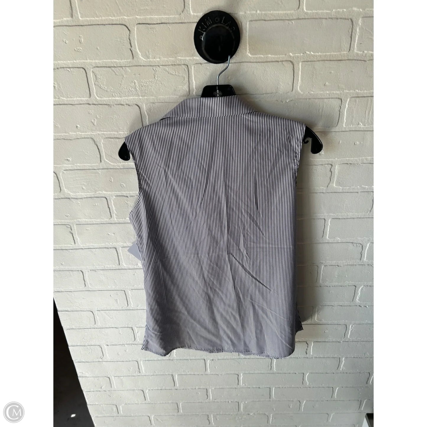 Top Sleeveless By Clothes Mentor In Grey & White, Size: S