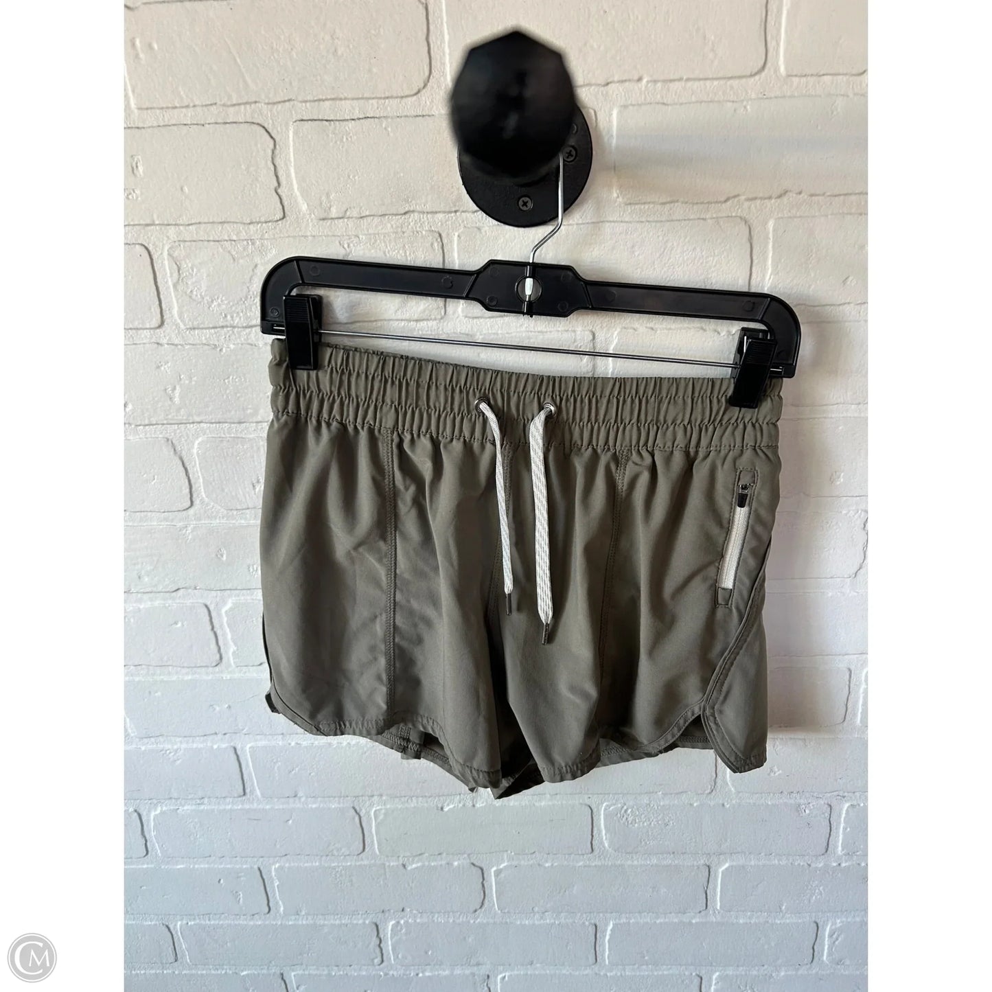 Athletic Shorts By Vuori In Green, Size: 4