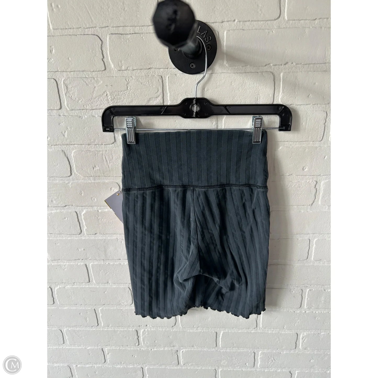 Athletic Shorts By Offline By Aerie In Black, Size: 4