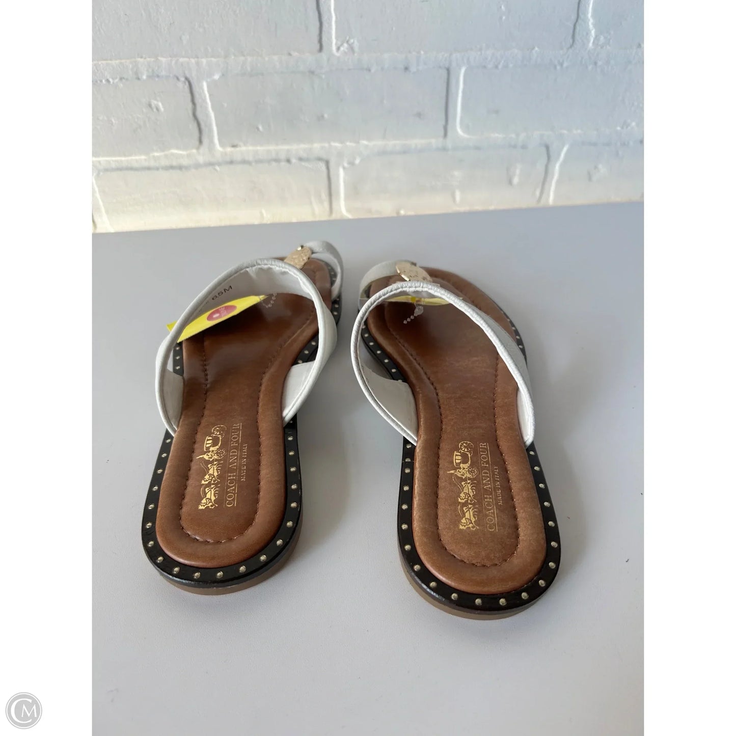 Sandals Flip Flops By Coach And Four In Brown & Cream, Size: 6.5