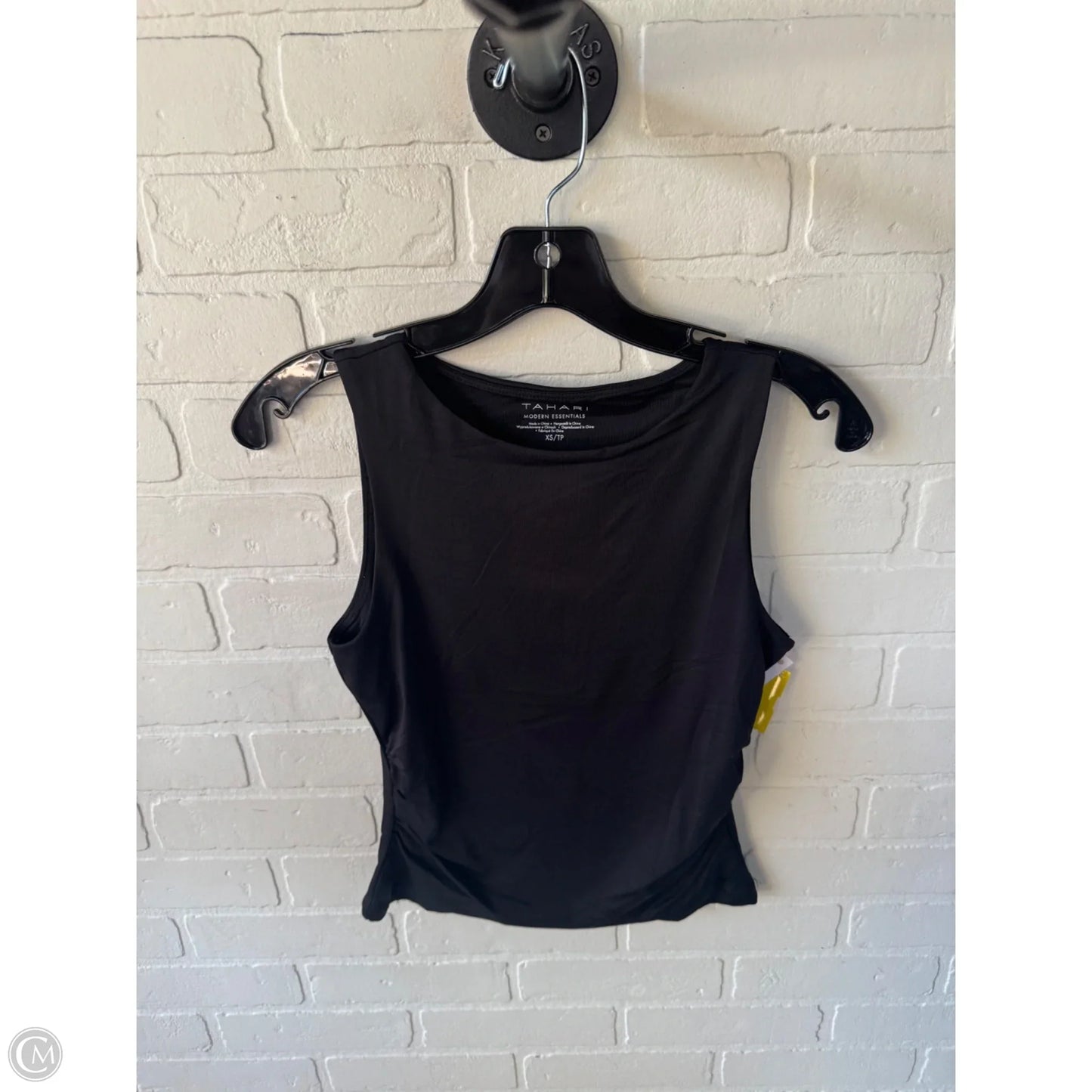 Top Sleeveless Basic By Tahari In Black, Size: Xs
