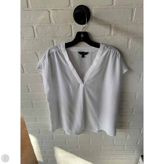 Top Short Sleeve By Banana Republic In White, Size: L