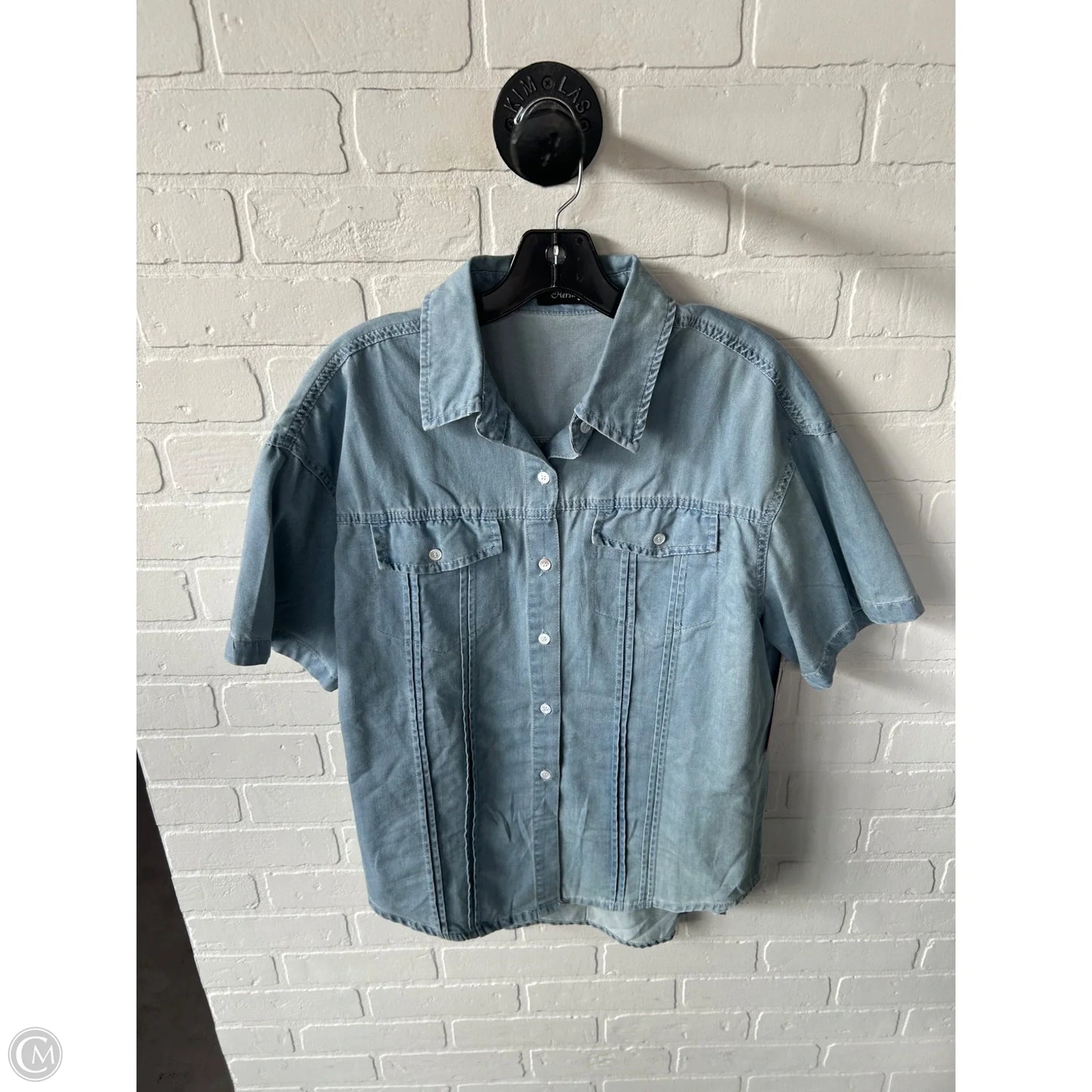 Top Short Sleeve By Clothes Mentor In Blue Denim, Size: Xl
