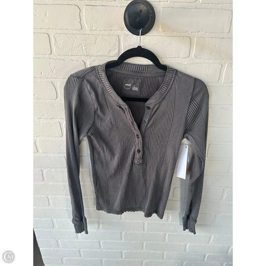 Top Long Sleeve By Aerie In Grey, Size: M