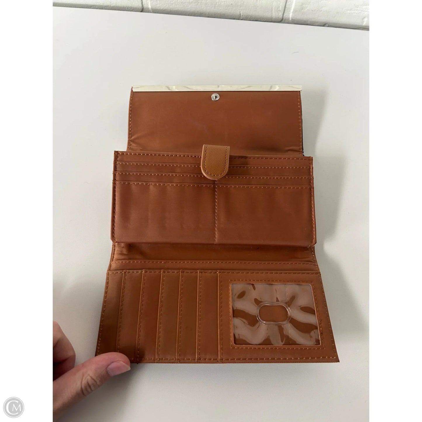 Wallet By Clothes Mentor, Size: Large