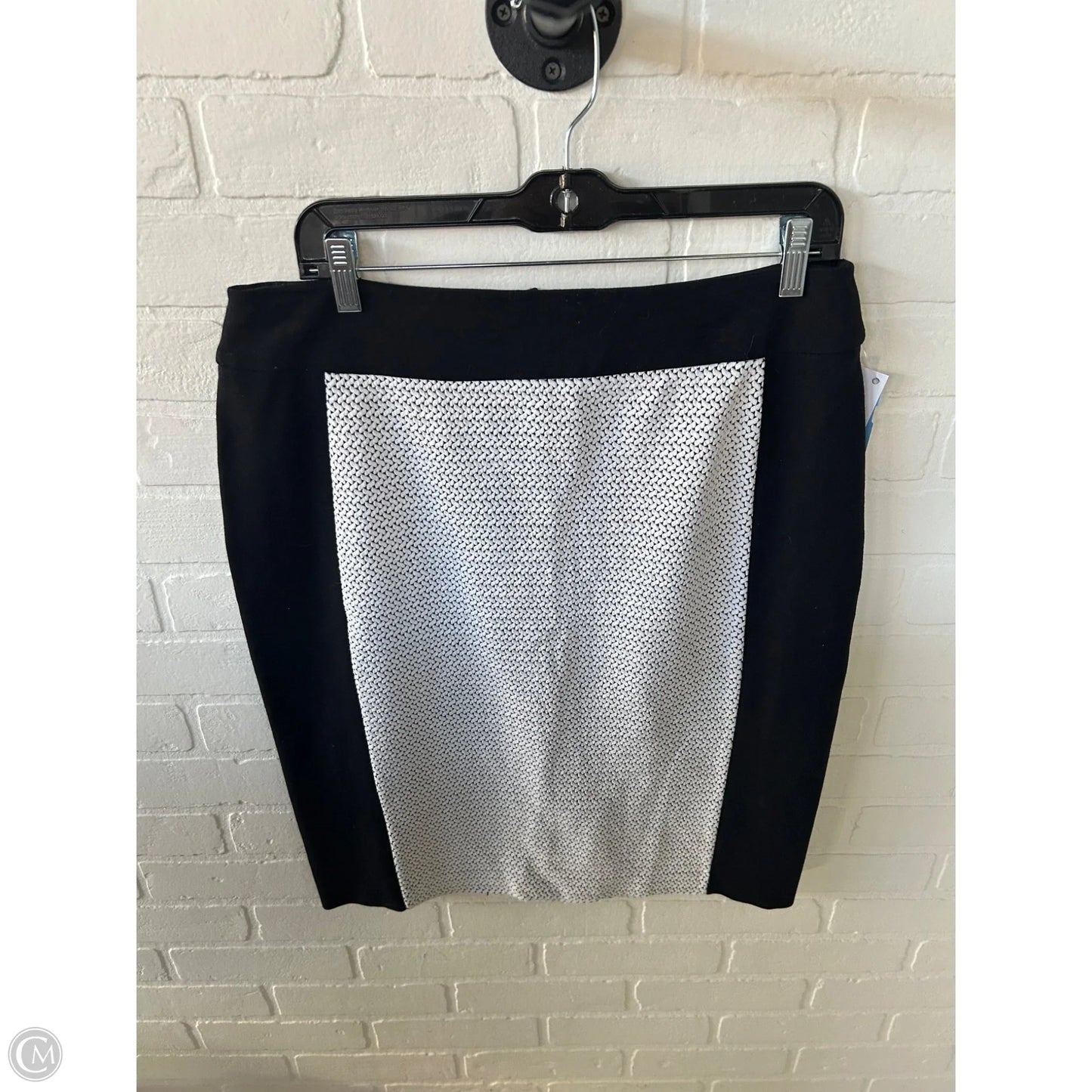 Skirt Midi By Liz Claiborne In Black & White, Size: 12
