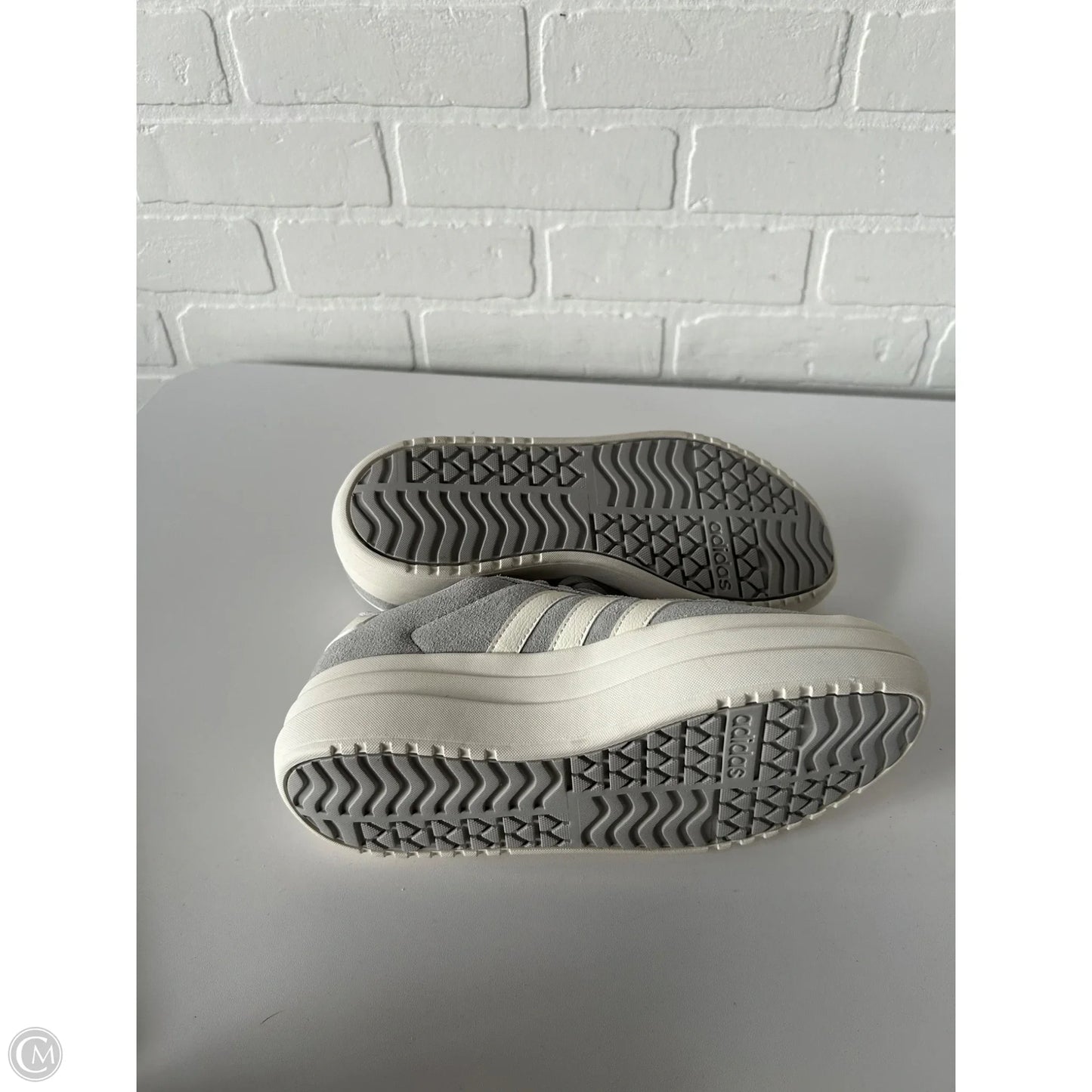 Shoes Sneakers By Adidas In Grey & White, Size: 6