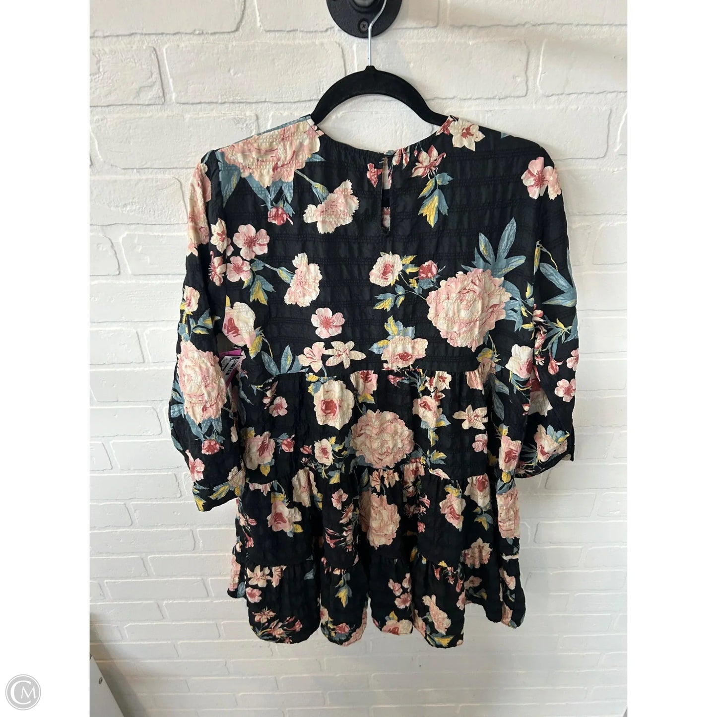 Dress Casual Short By Zara In Black & Pink, Size: M