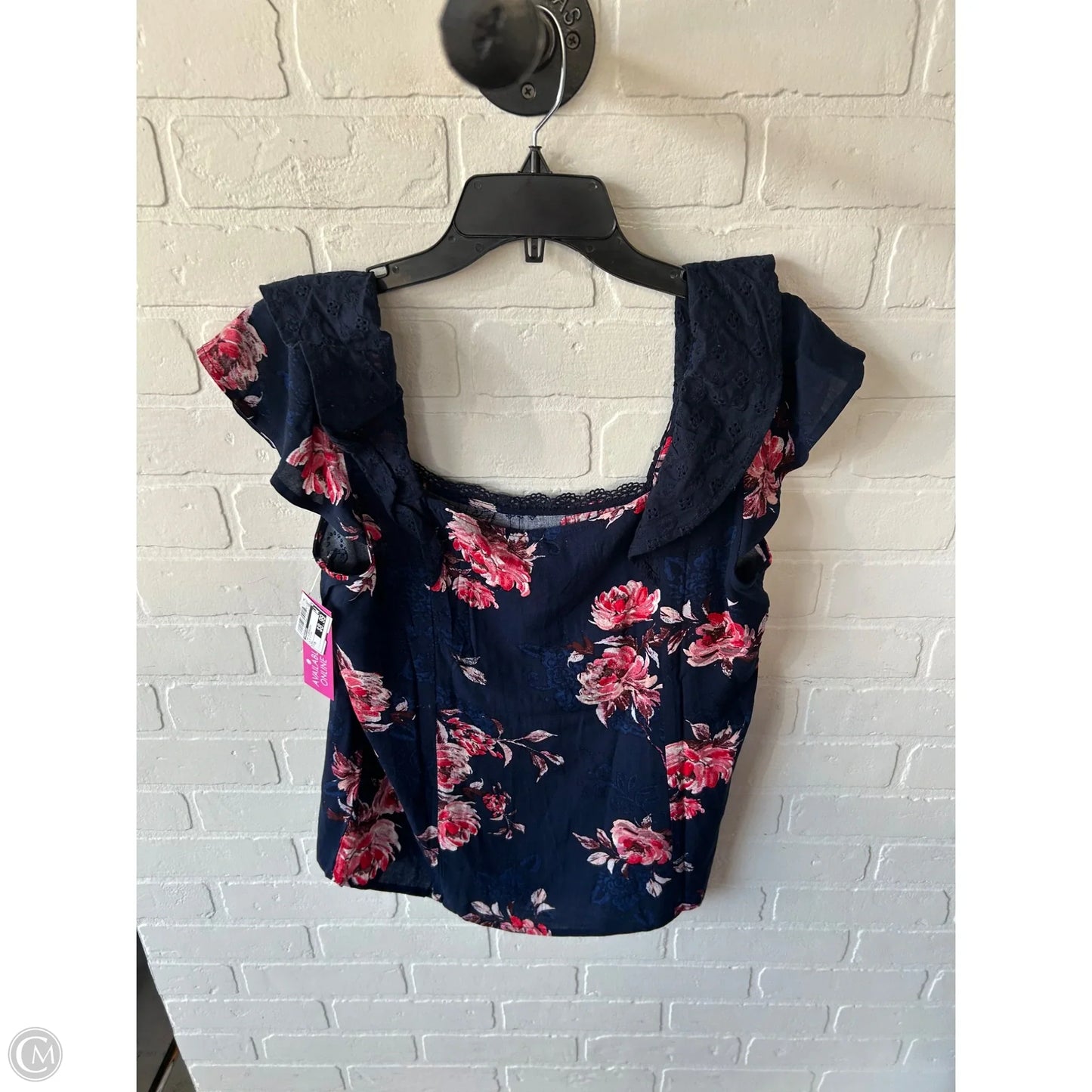 Top Sleeveless By Maurices In Blue & Pink, Size: M